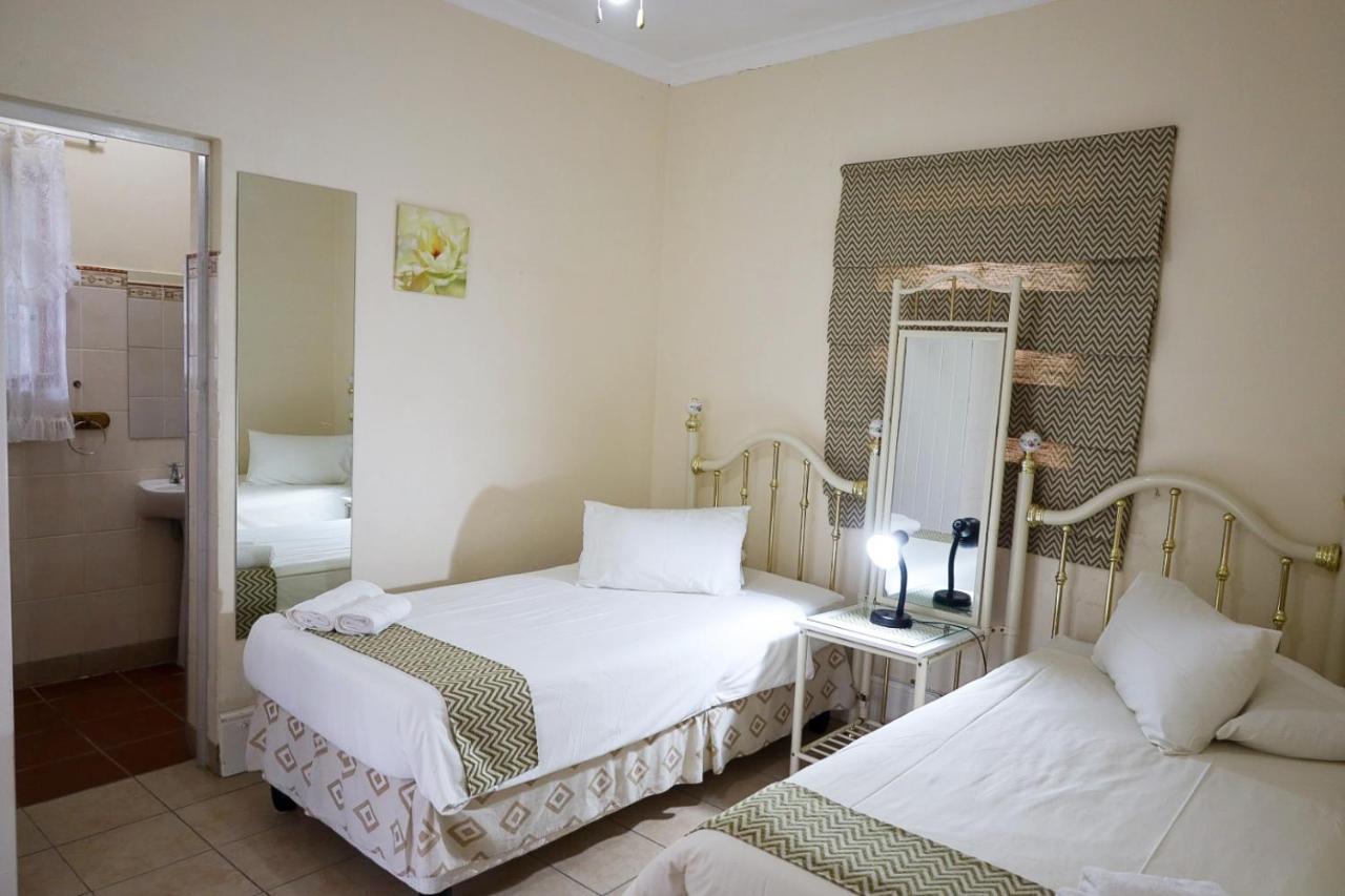 Profcon Resort Graaff-Reinet Екстериор снимка