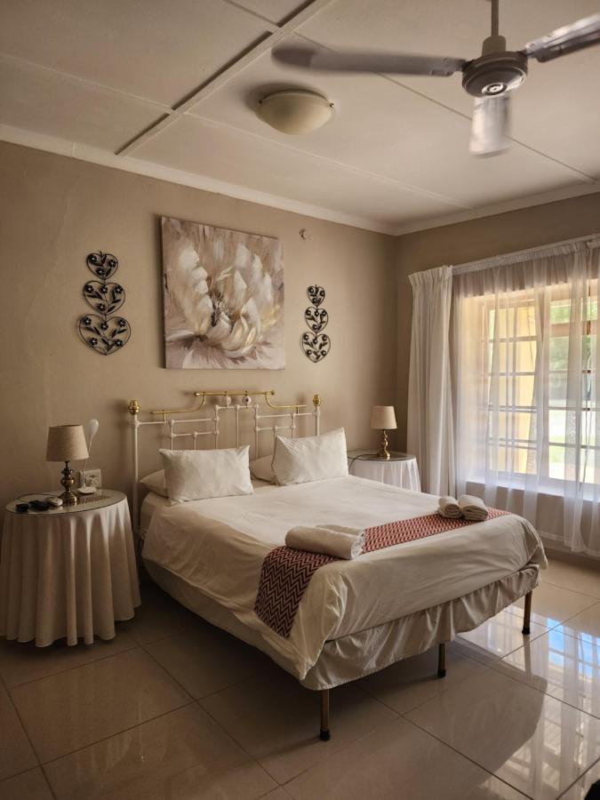 Profcon Resort Graaff-Reinet Екстериор снимка