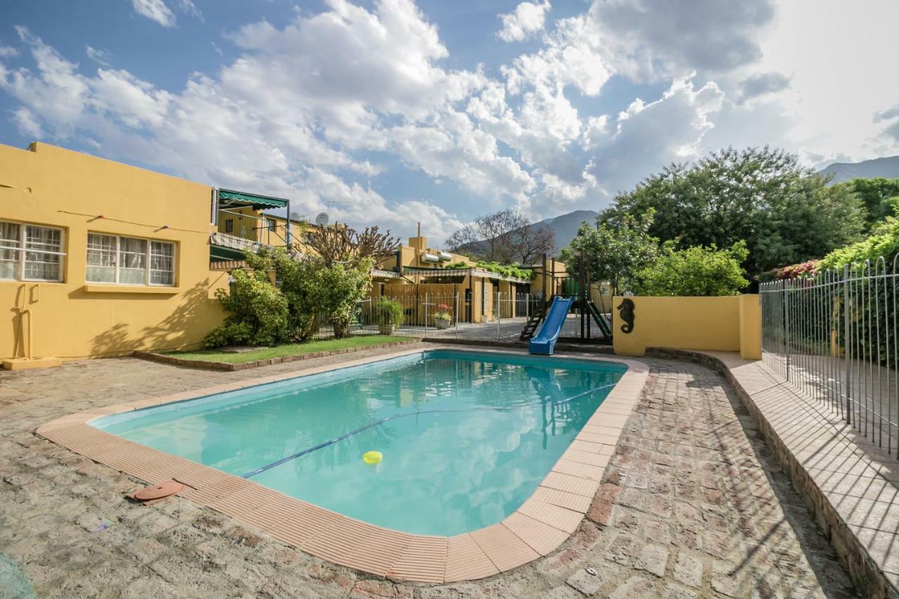 Profcon Resort Graaff-Reinet Екстериор снимка